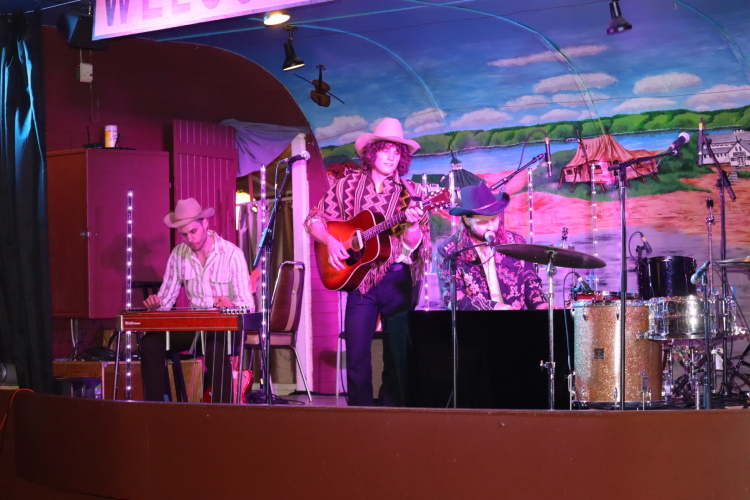 Shaking it up at the Salt Shaker Local news